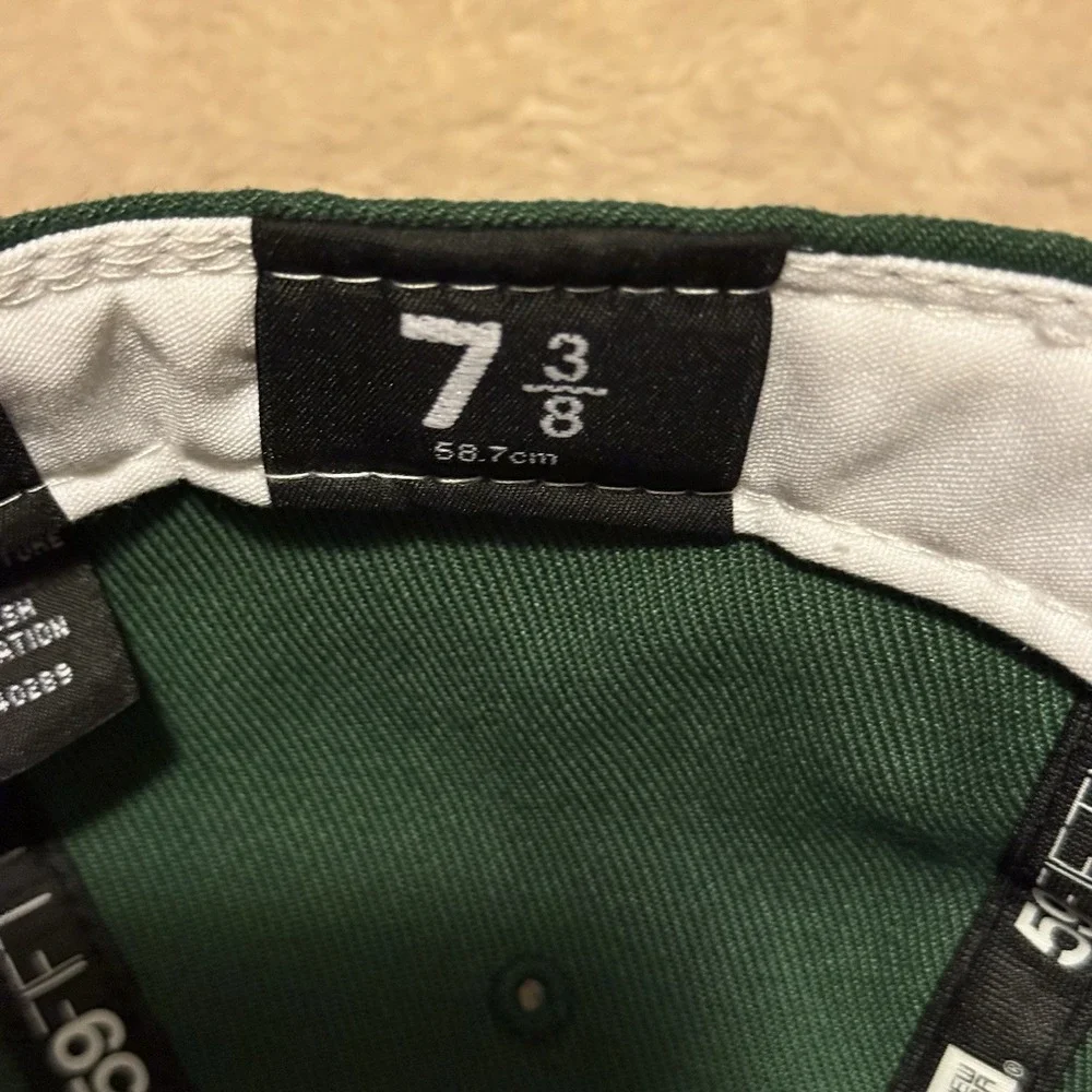 Detroit Tigers New Era Cooperstown 59Fifty Green Red UV Fitted Hat 7 3/8
